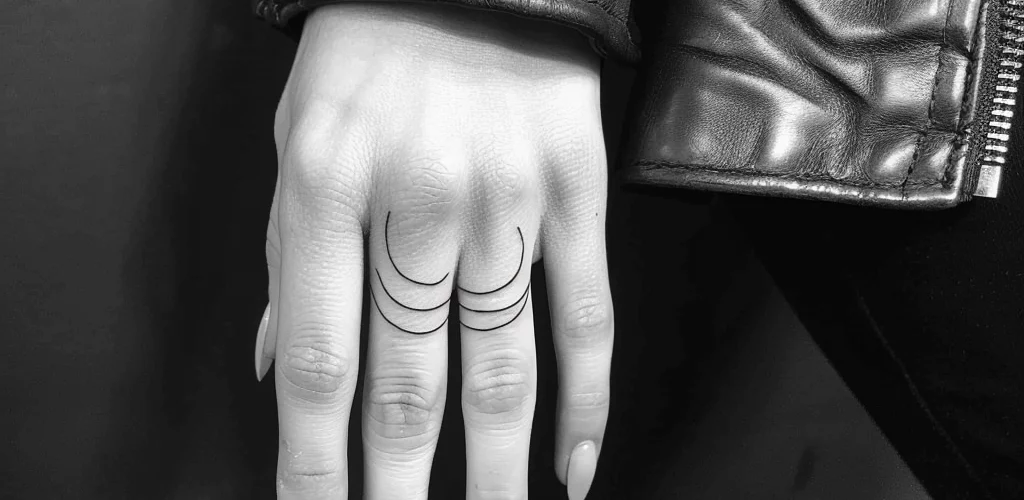 fingers tattoos